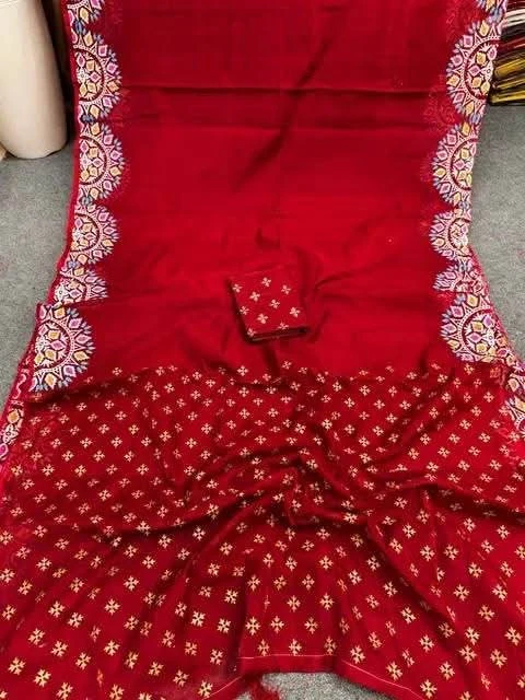 Scheen print saree voyel kapoor